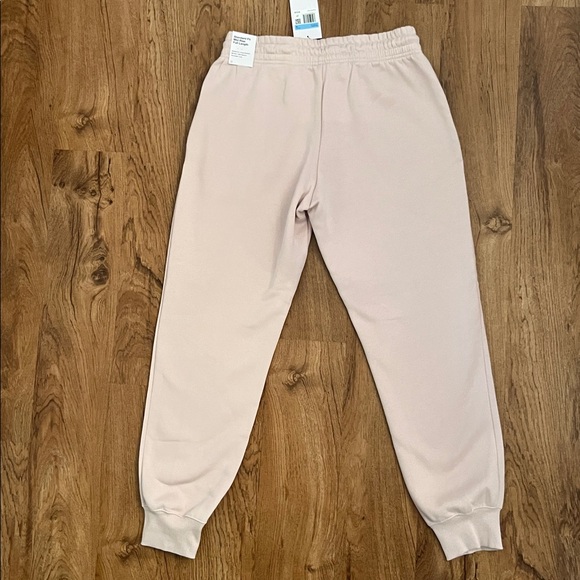 NWT Nike Sportswear Phoenix Fleece Mid-Rise Sweatpants - Picture 9 of 12